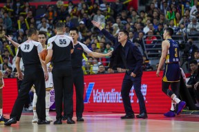 爱游戏登陆入口清晨CBA常规赛焦点战，丹佛掘金回应争议，态度坚定，数据趋势出现新变化的简单介绍