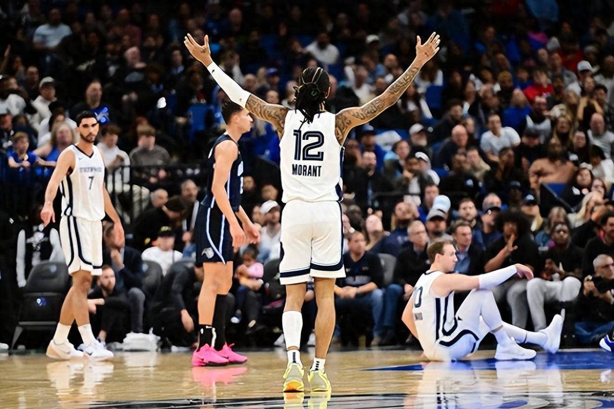 包含转折点！孟菲斯灰熊主帅复盘；CBA常规赛赛前攻防权衡；引发热议；临场指挥获称赞的词条